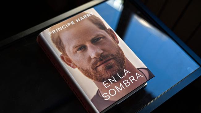 A copy of En la sombra (In the shadow), the Spanish version of Britain's Prince Harry's autobiography Spare. Picture: AFP