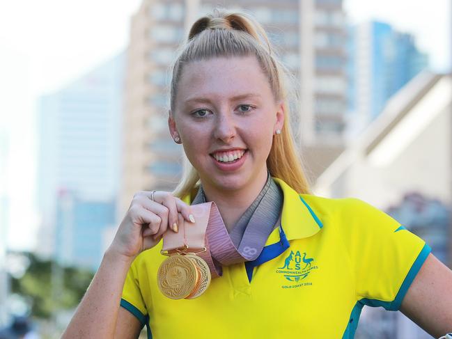 Lakeisha Patterson, Commonwealth Games Athletes Parade through Queen Street, Brisbane on Friday, April 27, 2018. (AAP Image/Claudia Baxter)