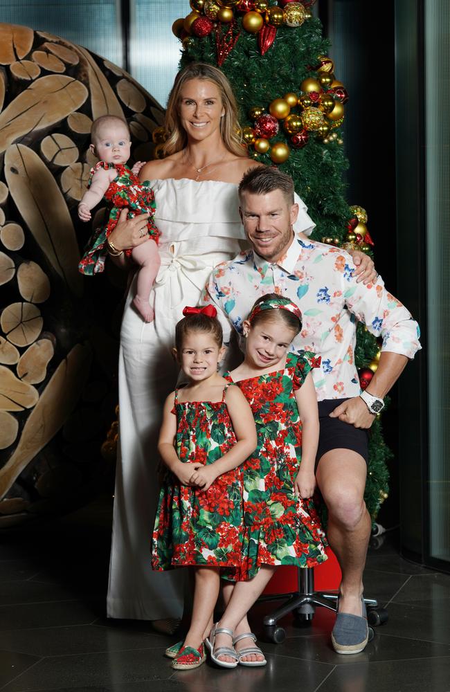 David Warner with wife Candice Warner and children Isla Rose (left) Indi Rae and Ivy Mae. Picture: AAP Image/Michael Dodge