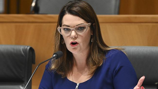 Senator Sarah Hanson-Young during a Senate inquiry following the November 8 Optus outage. Picture: NCA NewsWire / Martin Ollman