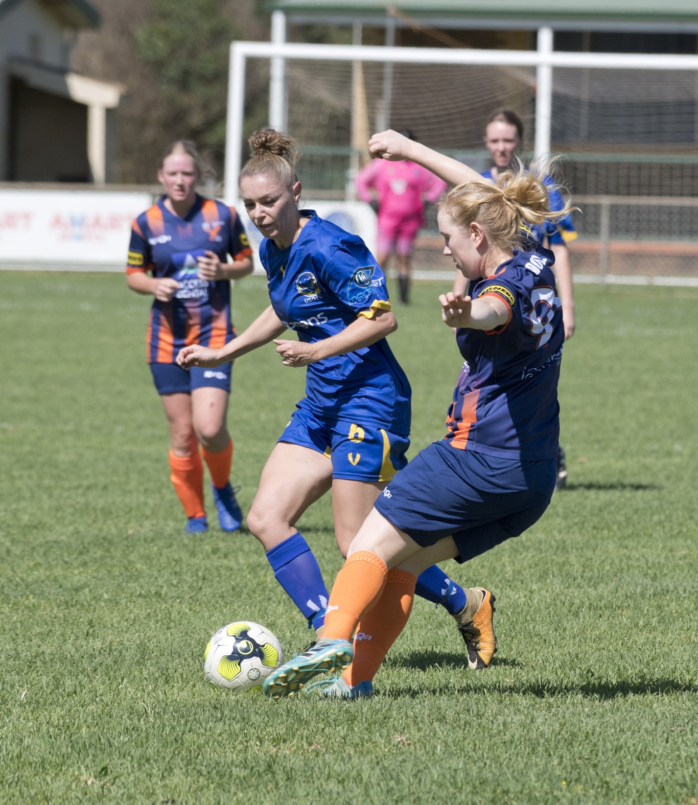 Shannon Tyrrell, USQ and Jessika Dolley, Hawks. USQFC vs Hawks Ladyhawks, 2020 TFL Premier Ladies. Sunday, 8th Mar, 2020.