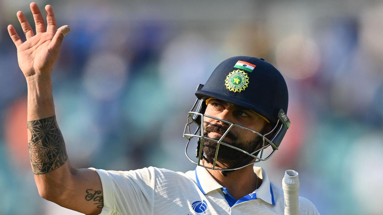 Virat Kohli will be backed by a partisan Indian crowd as he attempts to make history on day five. (Photo by Glyn KIRK / AFP)