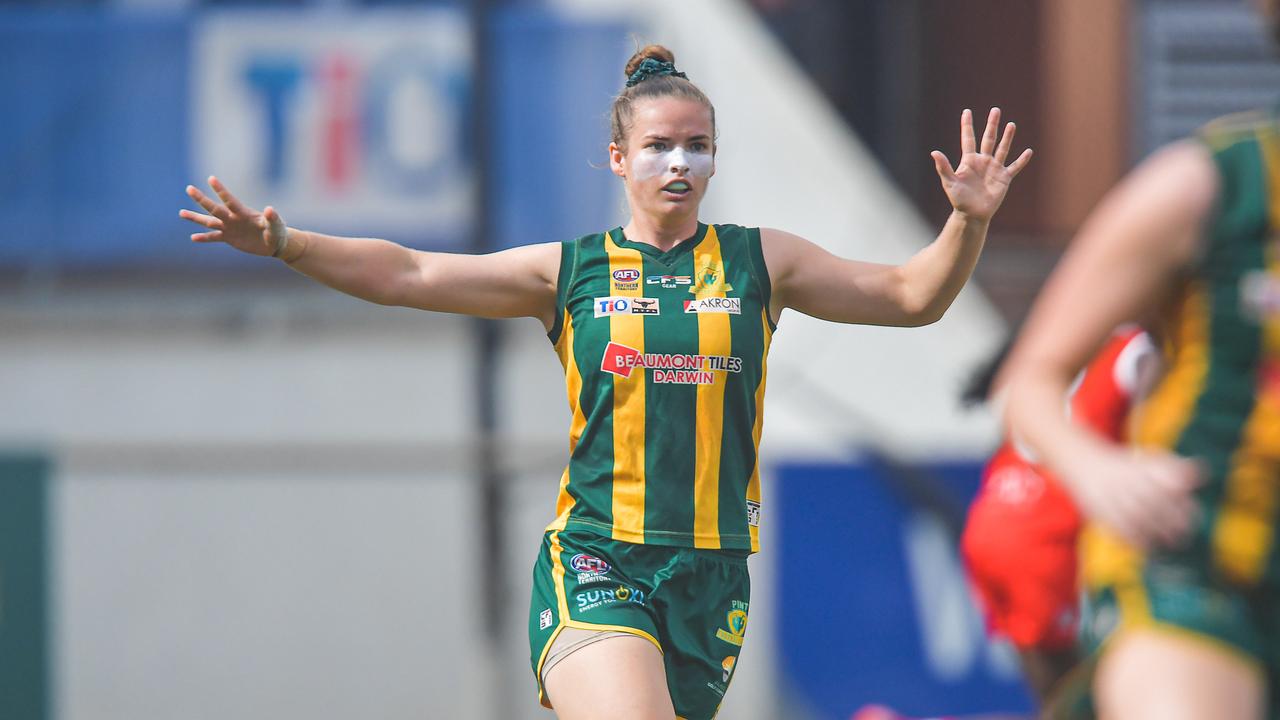 Waratah vs PINT in the 2022-23 NTFL womenÃ•s grand final. Picture: PEMA TAMANG Pakhrin