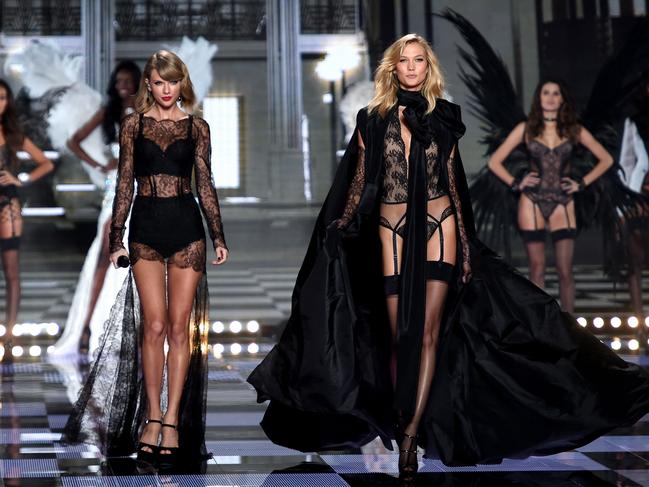 Swift performed as Kloss walked the runway during the 2014 Victoria's Secret Fashion Show in London. Picture: Dimitrios Kambouris/Getty Images