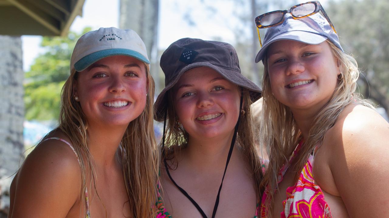 Bailey Grigg, Eloise Ray and Tyla Royan enjoying a girls day out at the beach.