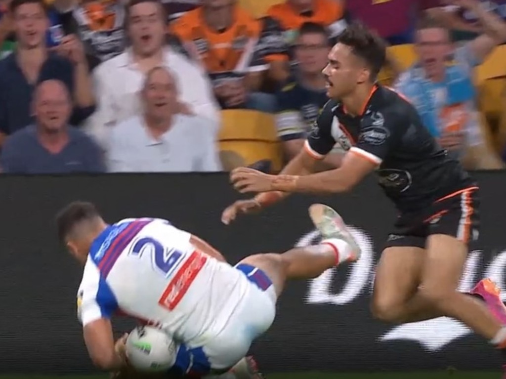 At halftime, Storm and Roosters legend Cooper Cronk said this no try "really hurt" the Knights