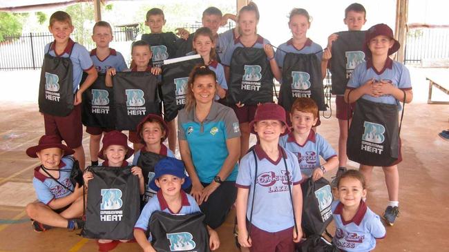 SPORTING GRANT: Coalstoun Lakes State School students are enjoying their cricket lesson with community cricket officer Kim McPherson. Picture: contributed