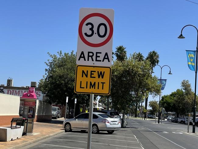 Signage alerting people of the Mildura CBD speed limit trial.