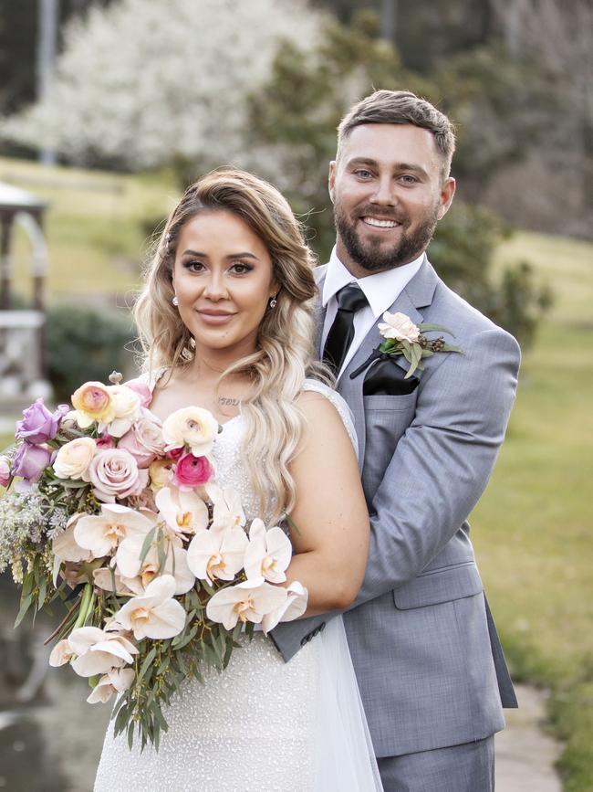 Cathy and Josh tied the knot on MAFS last night.