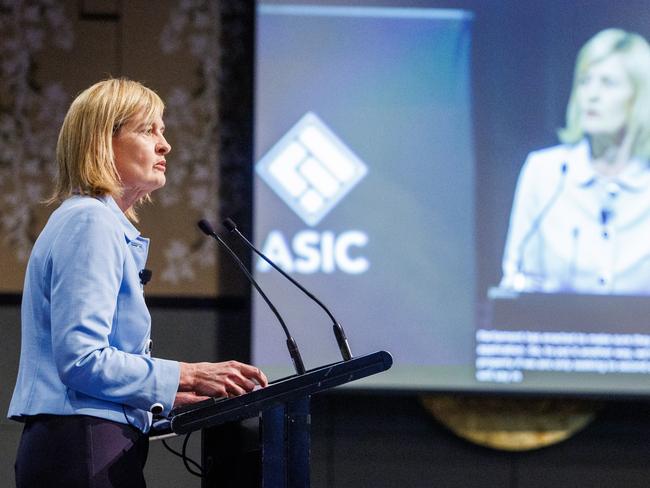 21/11/2023  ASIC deputy chair Sarah Court during the ASIC annual forum at the Sofitel in Melbourne. Aaron Francis / The Australian