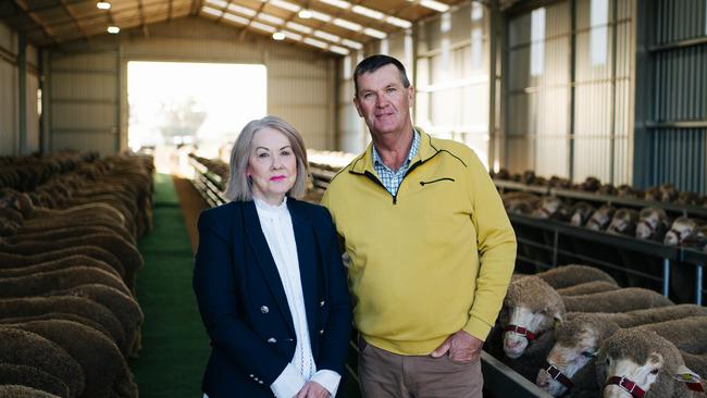 Nigel and Kate Kerin at their on-property sale at Yeoval, NSW, where they averaged $3096 for 500 offered and sold. Picture: Supplied