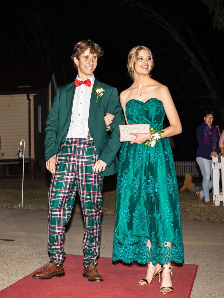 Ewan McFarland and Faithe Repo arriving at the 2021 Scots PGC College Cardinal. Photo Jedd Johnstone / The J’taime