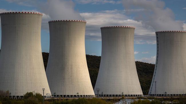 ‘Who’s paying for these?’: Nuclear push grilled
