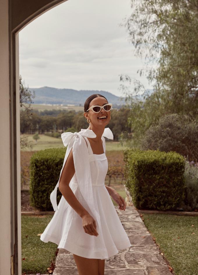 Why modern brides are going to this independent Australian brand