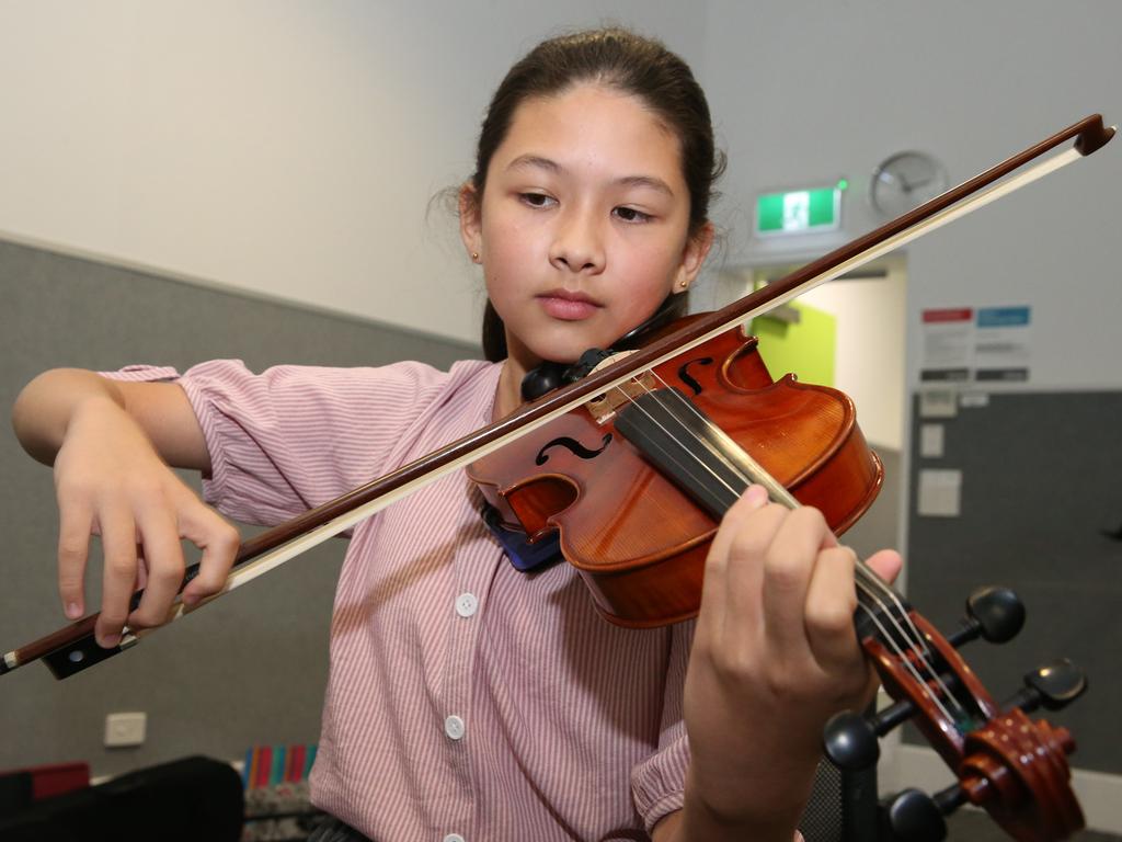 Holly Shelton, 12, on violin. Picture: Glenn Hampson.