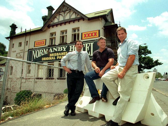 Architect James Forbes and co-owners Otto Wilhelm and Michael Dempsey in 2000 outside The Normanby Hotel before its extensive refurbishment.