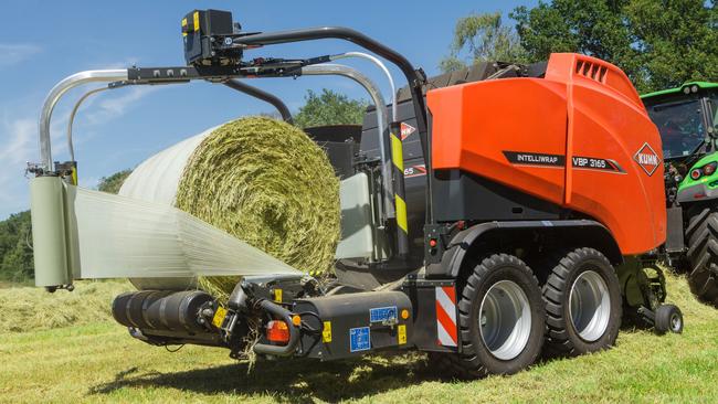 Kuhn’s new VBP 3165 series combi baler film binding.