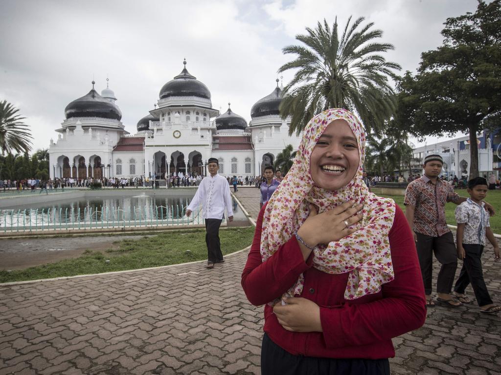 Grand Mosque, Banda Aceh, Indonesia. Picture by Matt Turner.