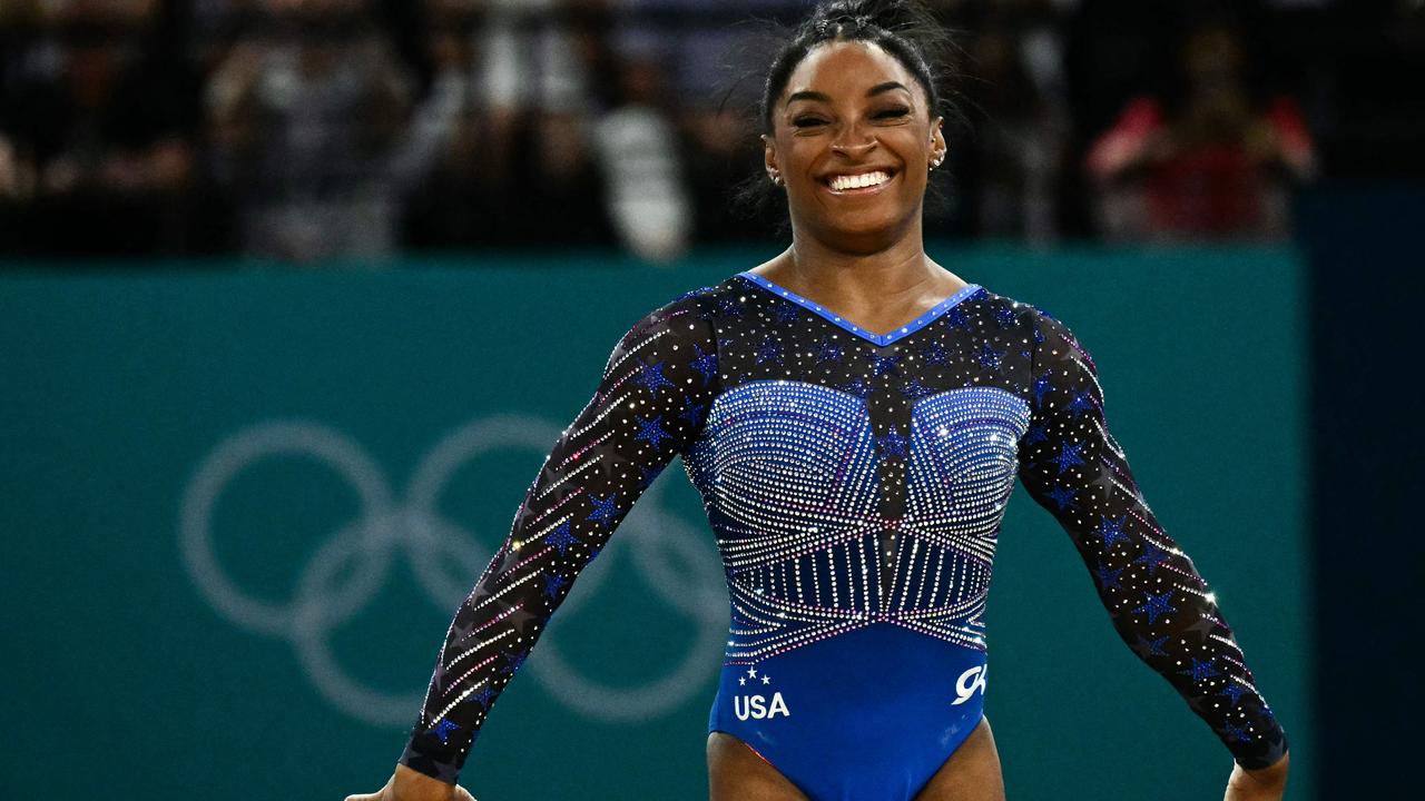 Simone Biles’ wild act drops jaws after historic gold medal The