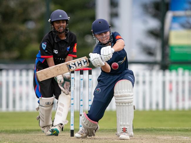 Annabel Kyme hits out for Manly. Picture: Julian Andrews