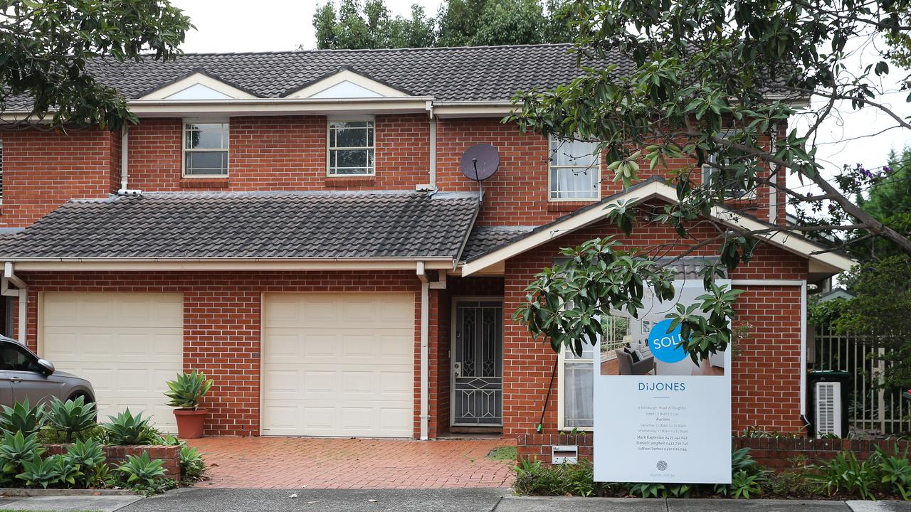 Interest rate pressure has forced some Aussie homeowners to sell. Picture: NCA NewsWire/ Gaye Gerard