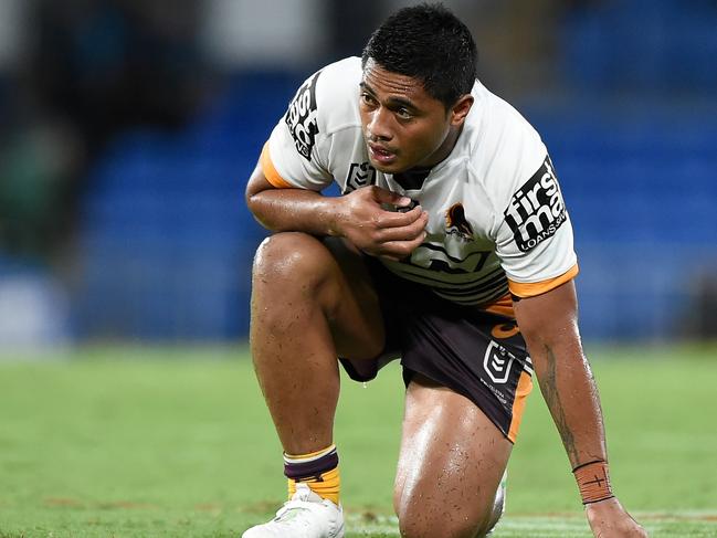 GOLD COAST, AUSTRALIA - MARCH 19: Anthony Milford of the Broncos looks dejected during the round two NRL match between the Gold Coast Titans and the Brisbane Broncos at Cbus Super Stadium on March 19, 2021, in Gold Coast, Australia. (Photo by Matt Roberts/Getty Images)