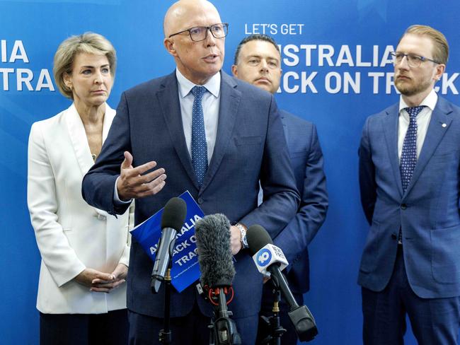 MELBOURNE, AUSTRALIA - NewsWire Photos - January 13, 2025: Opposition Leader Peter Dutton speaks at press conference in Rowville. Picture: NewsWire / David Geraghty