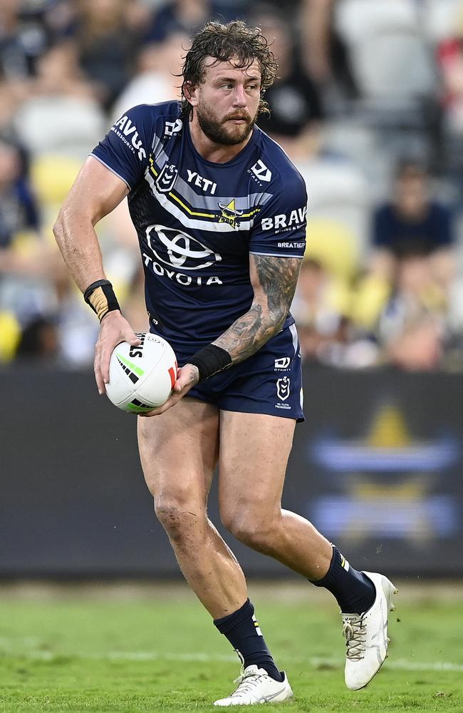 Sam McIntyre of the Cowboys passes the ball during the round 24 NRL match between North Queensland Cowboys and Canberra Raiders at Qld Country Bank Stadium, on August 17, 2024, in Townsville, Australia. (Photo by Ian Hitchcock/Getty Images)