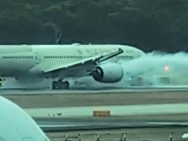 An Etihad plane travelling from Melbourne-Abu Dhabi with close to 300 passengers on-board had to abort its takeoff and slam on the emergency brakes Picture: Supplied