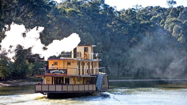 Paddle steamer Emmylou on the Murray