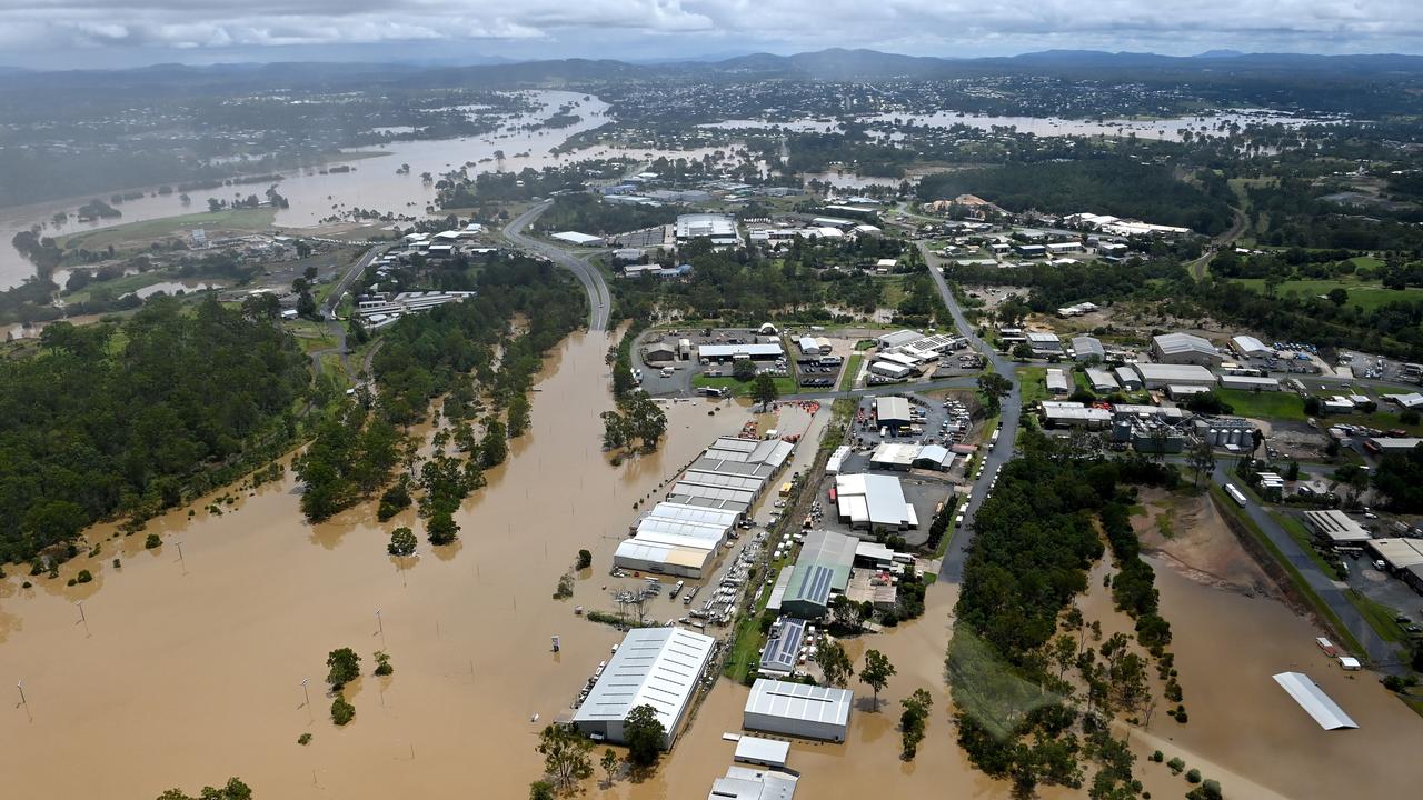 Floodwaters surround the town of Gympie on February 27, 2022. Photo: Bradley Kanaris/Getty Images