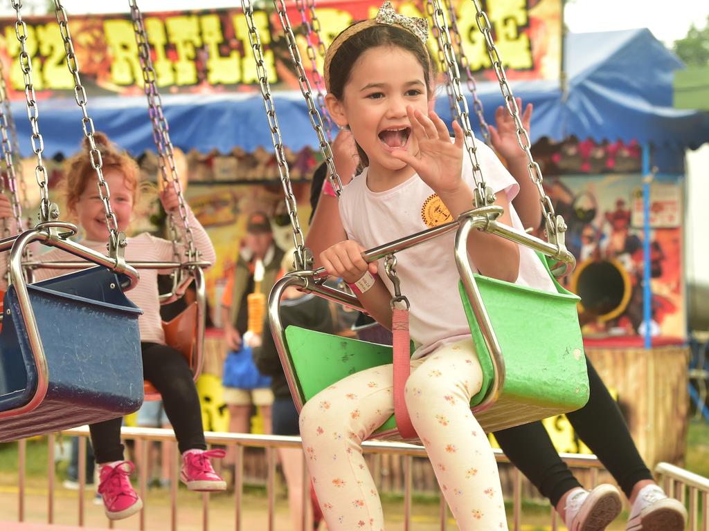 Crowds turn out in force for the Townsville Show Townsville Bulletin