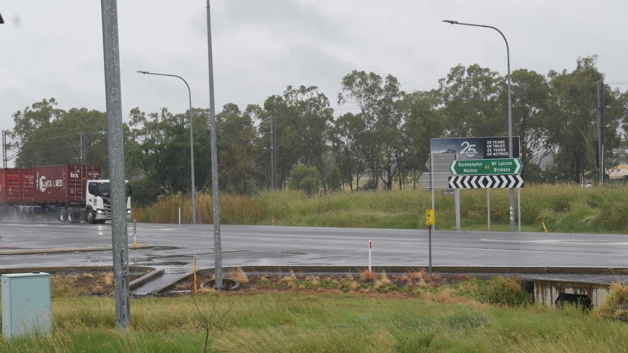 The Bruce Highway at Midgee, outside Rockhampton.