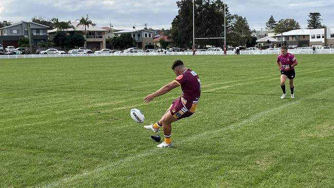 Isaac Morris converting for the Shellharbour Sharks. Photo: Kevin Merrigan