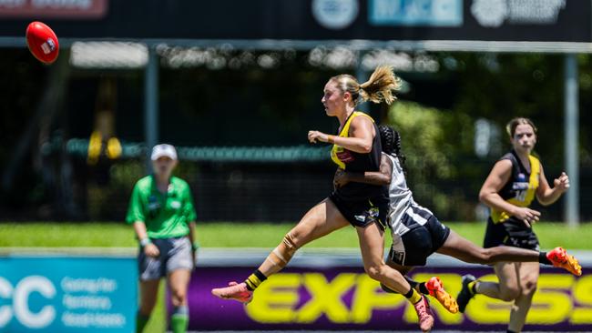 Sally Evans playing for the Nightcliff Tigers in the 2024-25 NTFL semi-final against the Palmerston Magpies. Picture: Pema Tamang Pakhrin