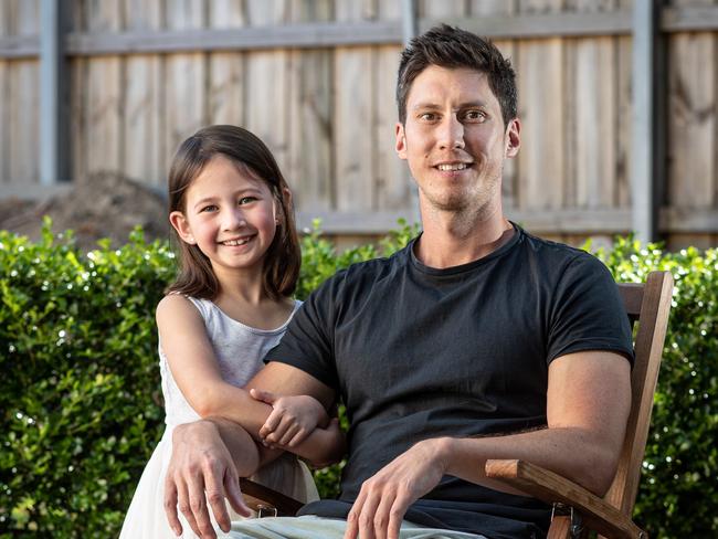 13th December 2022. The Daily Telegraph. News.Cherrybrook, Sydney, NSW, Australia.Pics by Julian Andrews.Portraits of Alex Sparkes and his daughter Maisy (7) pictured at home in Cherrybrook.Alex lost his wife Hayley to pancreatic cancer in 2018 when Maisy was just 3.