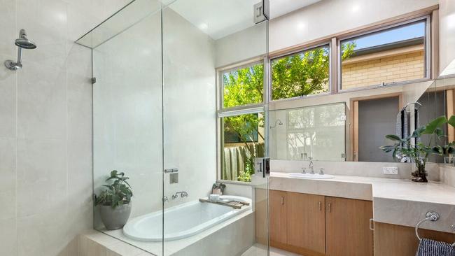 Large windows even make an impact in the bathroom.