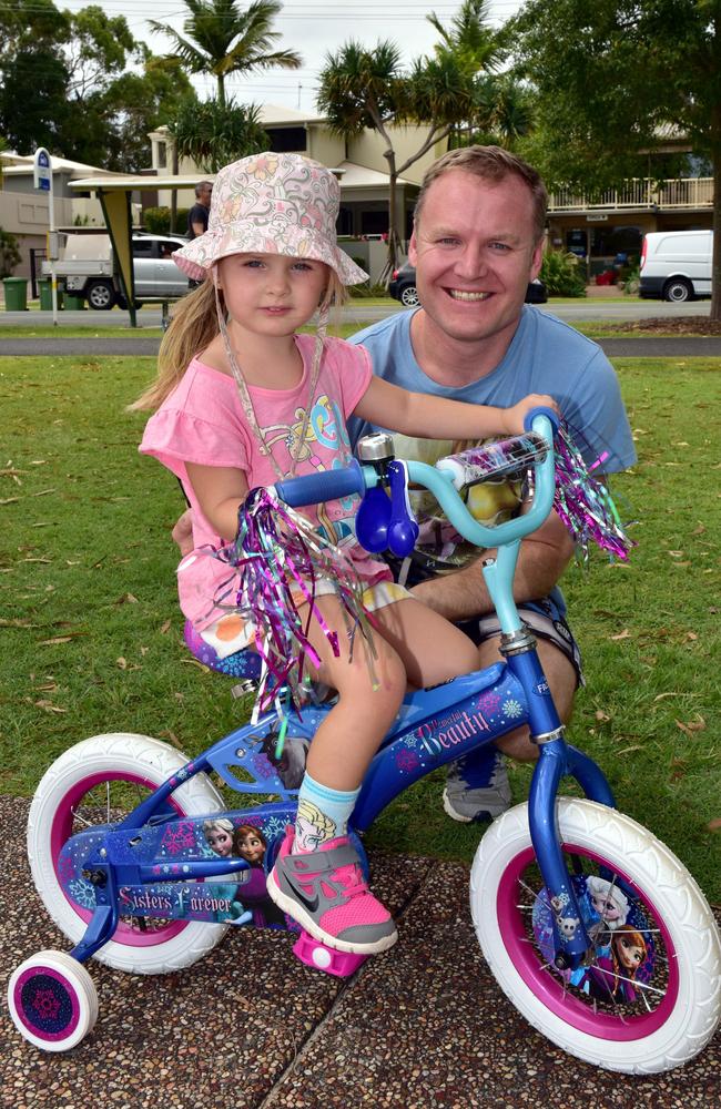 Eden and Jason Cossey bring in the New Year on the Noosa River in 2015. Picture: Geoff Potter.