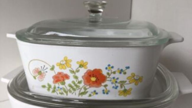 Do You Remember? - Do you remember these Vintage 70's Tupperware Canisters  with Lids?