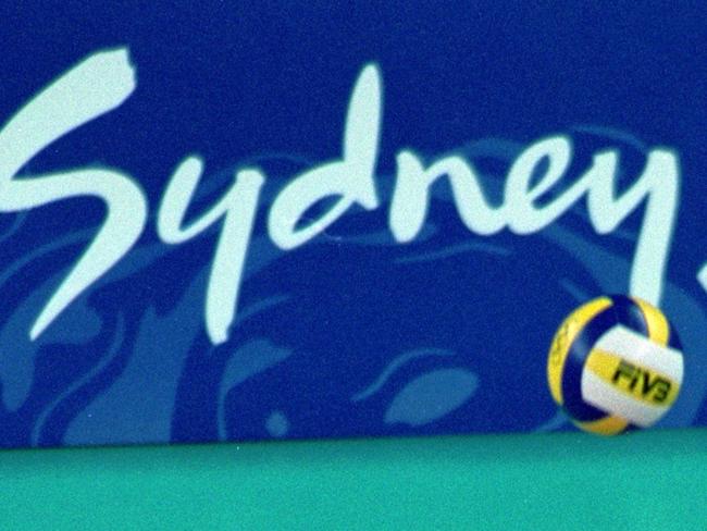 19 Sep 2000: John Hyden #7 of Team USA serves the ball during the Sydney Olympics Men's Volleyball Prelims Game against the Russian Team at the Sydney Entertainment Center in Sydney, Australia. Russia defeated the USA 3 games to 1; 25-18, 25-23, 21-25, 25-17.Mandatory Credit: Jed Jacobsohn /Allsport