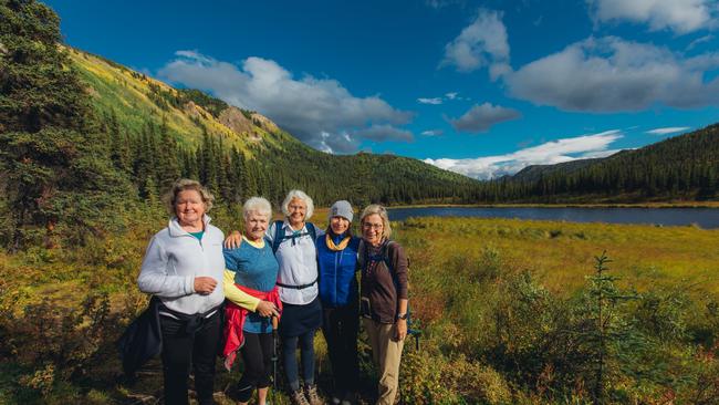Guests on an Intrepid tour of the US and Alaska.