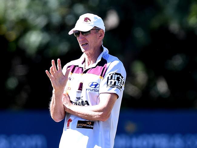 BRISBANE, AUSTRALIA - SEPTEMBER 05: Coach Wayne Bennett during a Brisbane Broncos NRL training session on September 5, 2017 in Brisbane, Australia.  (Photo by Bradley Kanaris/Getty Images)