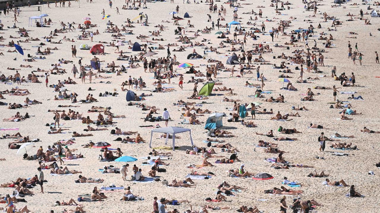 The country is set to swelter this summer. Picture: NCA NewsWire / Jeremy Piper