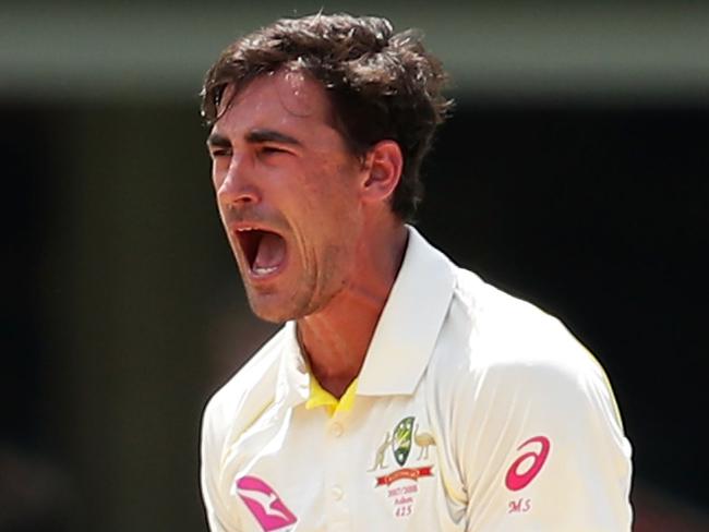 SYDNEY, AUSTRALIA - JANUARY 07:  Mitchell Starc of Australia celebrates taking the wicket of Mark Stoneman of England during day four of the Fifth Test match in the 2017/18 Ashes Series between Australia and England at Sydney Cricket Ground on January 7, 2018 in Sydney, Australia.  (Photo by Matt King/Getty Images)