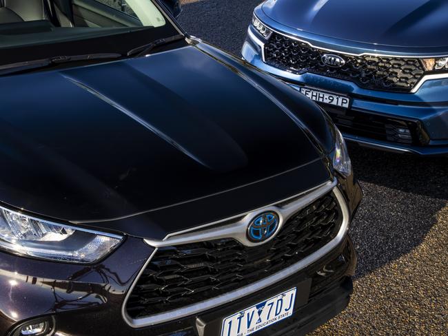 Photos of the Toyota Kluger GXL Hybrid and the Kia Sorento Sport+. Taken by Mark Bean.