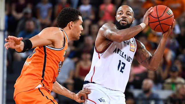 Shannon Shorter in action for Adelaide against Cairns on Friday night. Picture: Ian Hitchcock (Getty).