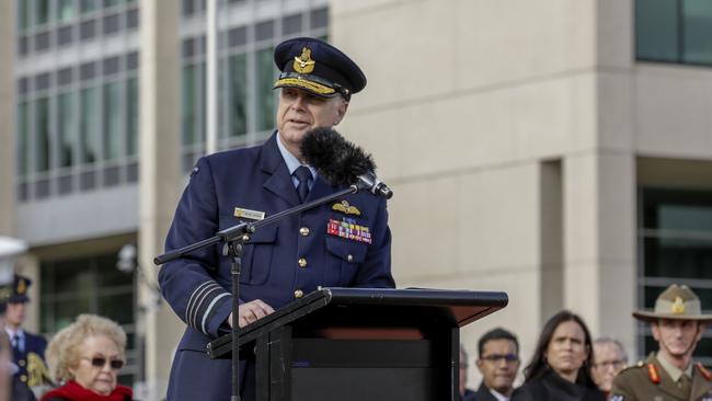 Former Air Chief Marshal Mark Binskin addresses a crowd at Blamey Square, Canberra, 2018.