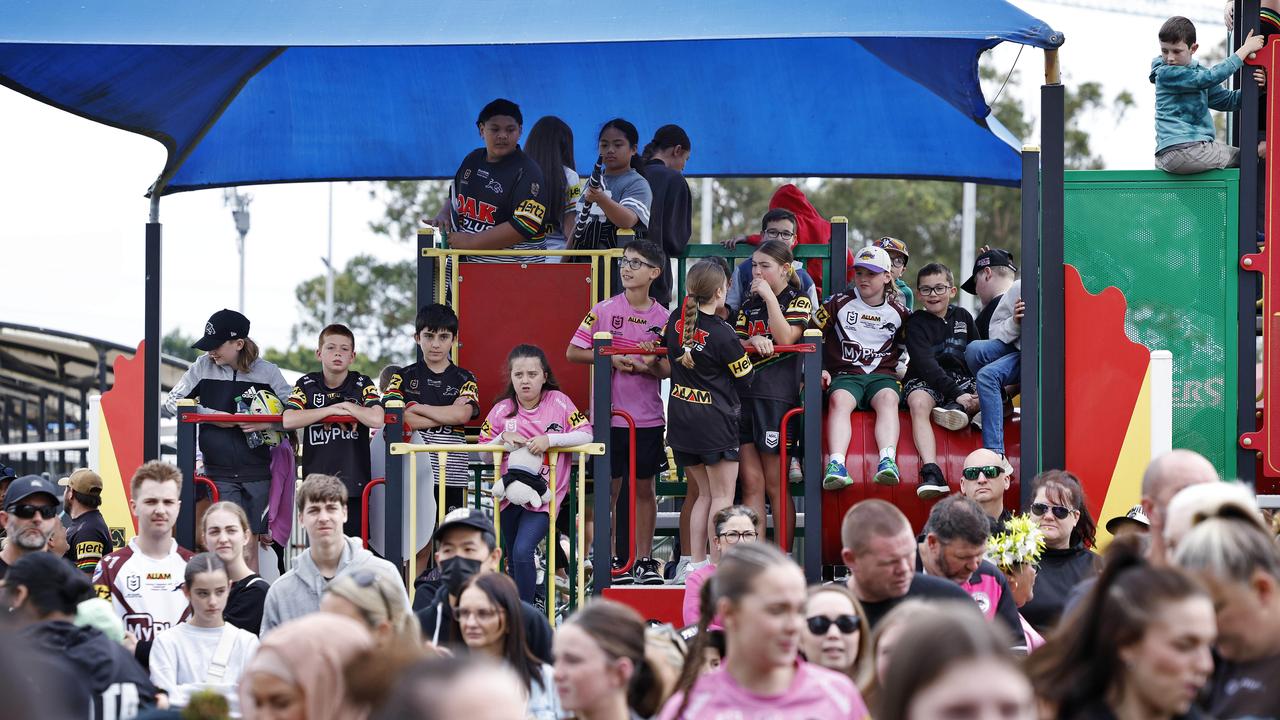 Kids wait to see their Penrith heroes. Picture: Sam Ruttyn