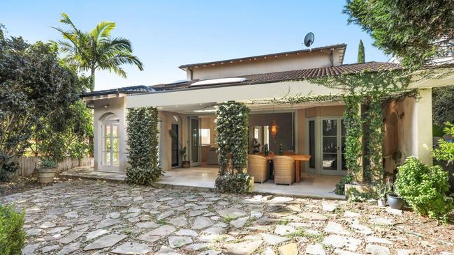 The couple recently listed their five-bedroom Vaucluse abode with a $9 million guide.