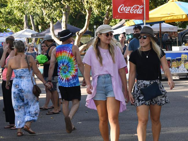 Mindil Beach markets re opens after the Covid 19 restrictions.  Picture Katrina Bridgeford.